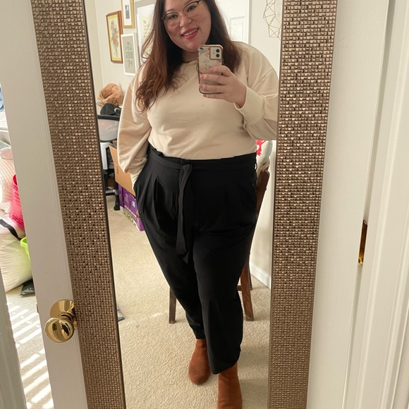 Meet your Posher, Jaime - Picture 8 of 16